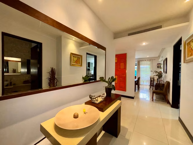 VENTA DE APARTAMENTO EN PRIMER PISO - CONDOMINIO - SANTA ANA