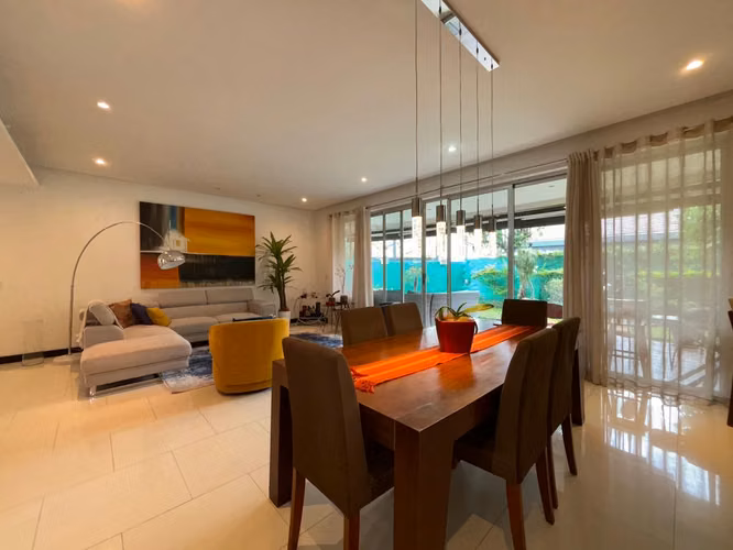 VENTA DE APARTAMENTO EN PRIMER PISO - CONDOMINIO - SANTA ANA