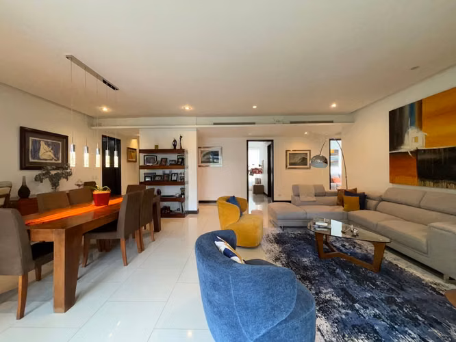 VENTA DE APARTAMENTO EN PRIMER PISO - CONDOMINIO - SANTA ANA