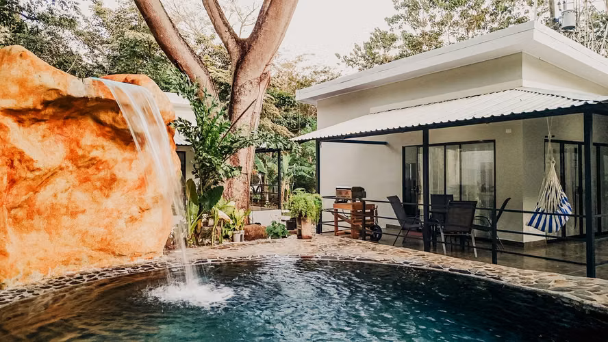 Inversión Turística – 4 Villas + Piscina a Pasos de la Playa