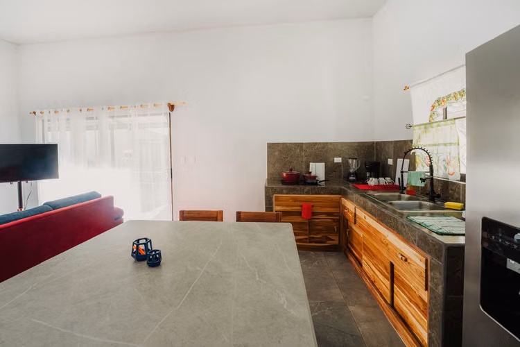 Inversión Turística – 4 Villas + Piscina a Pasos de la Playa