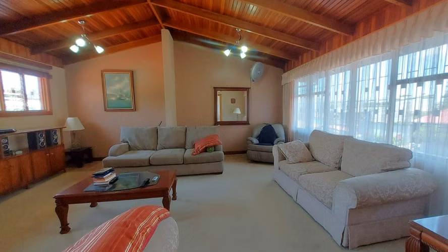 Venta de Casa en Sabanilla de Montes de Oca