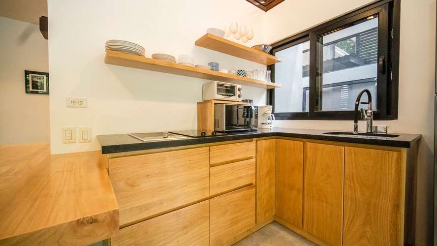 Acogedora casita de 1 habitación a pasos de Playa Avellanas, ideal para trabajar de forma remota. - Imagen 6