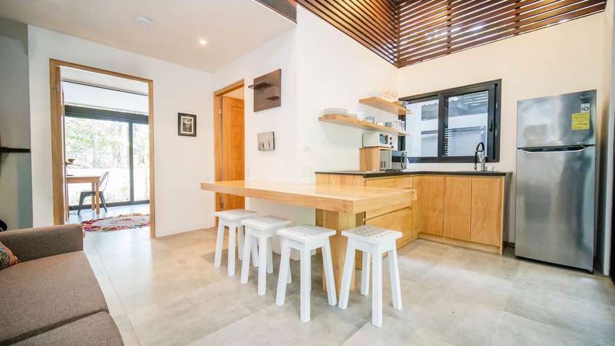 Acogedora casita de 1 habitación a pasos de Playa Avellanas, ideal para trabajar de forma remota. - Imagen 4