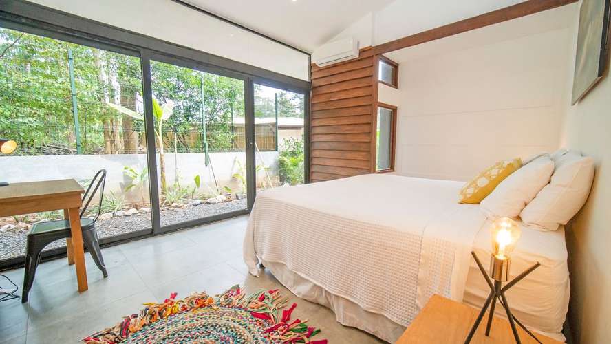 Acogedora casita de 1 habitación a pasos de Playa Avellanas, ideal para trabajar de forma remota. - Imagen 10