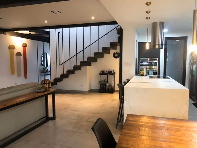 Venta Casa en Santa Ana Condominio Exclusivo  | Seguridad 24/7 con Jardín y Amenidades - Imagen 8