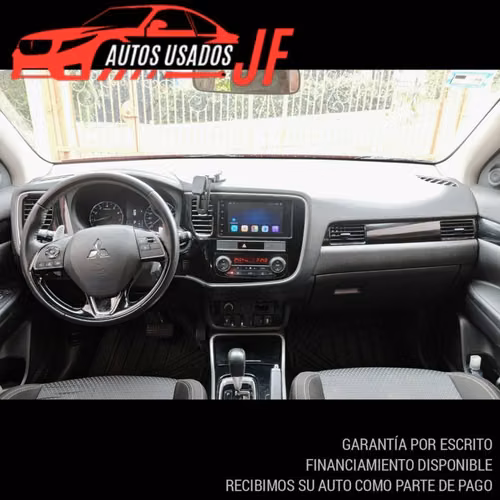 MITSUBISHI OUTLANDER 2020 AUTOMATICO MOTOR 2.000 CC 7 PASAJEROS FULL EXTRAS