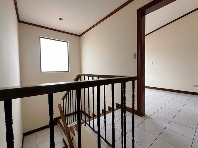 ALQUILER DE CASA EN CONDOMINIO - URUCA - HOSPITAL DEL TRAUMA - Imagen 9