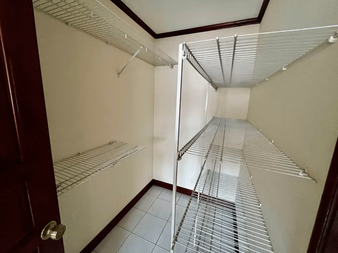 ALQUILER DE CASA EN CONDOMINIO - URUCA - HOSPITAL DEL TRAUMA - Imagen 16