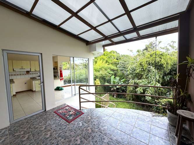 Casa en Venta en Moravia - Coronado con 4 hab. y 2 salas de TV Naturaleza y estilo de vida familiar