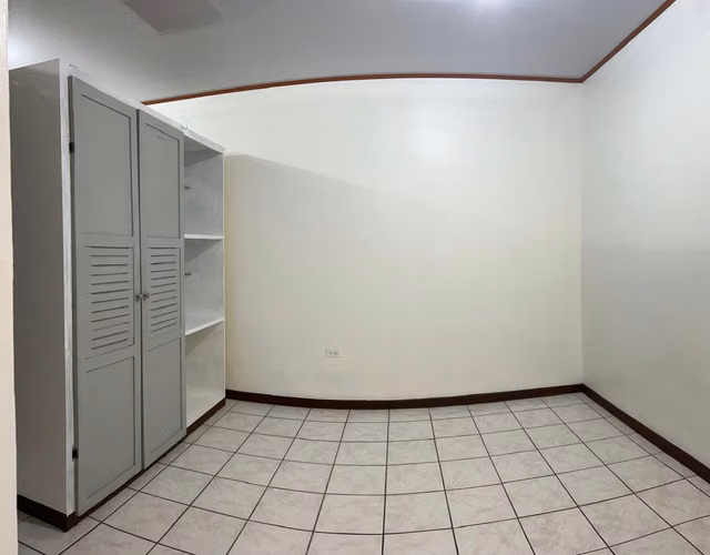 Se alquila apartamento 1 habitacion - Sabanilla - Imagen 4