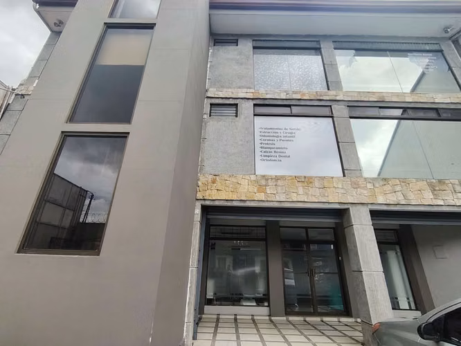 Alquiler Oficinas Excelente Precio y Ubicación - Barrio Luján AP - Imagen 8
