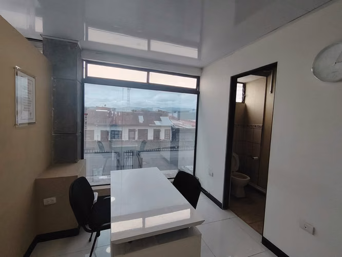 Alquiler Oficinas Excelente Precio y Ubicación - Barrio Luján AP - Imagen 5