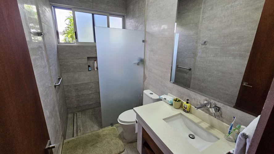 RCOAL-4076 SAN RAFAEL, ALAJUELA. PRECIOSA CASA EN CONDOMINIO COMPLETAMENTE AMUEBLADA