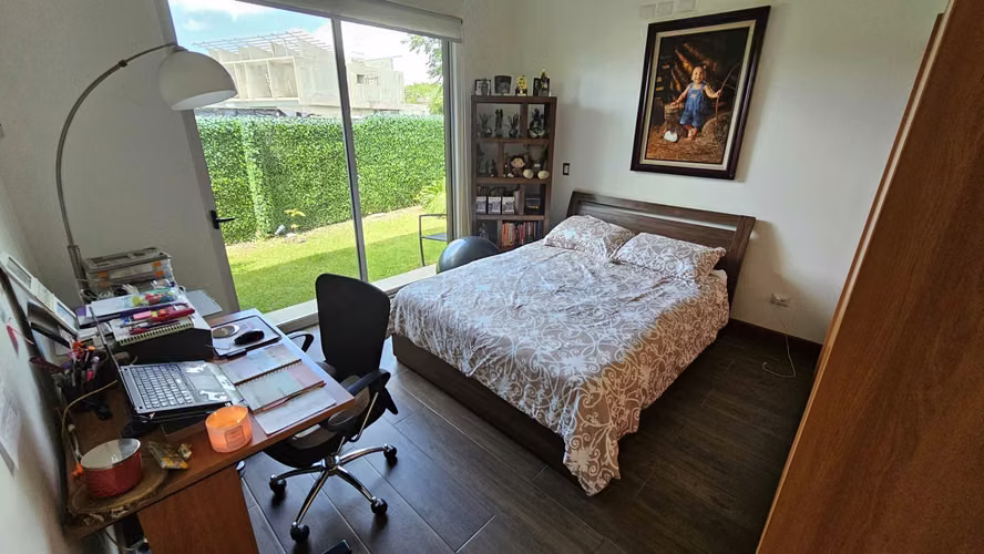 RCOAL-4076 SAN RAFAEL, ALAJUELA. PRECIOSA CASA EN CONDOMINIO COMPLETAMENTE AMUEBLADA