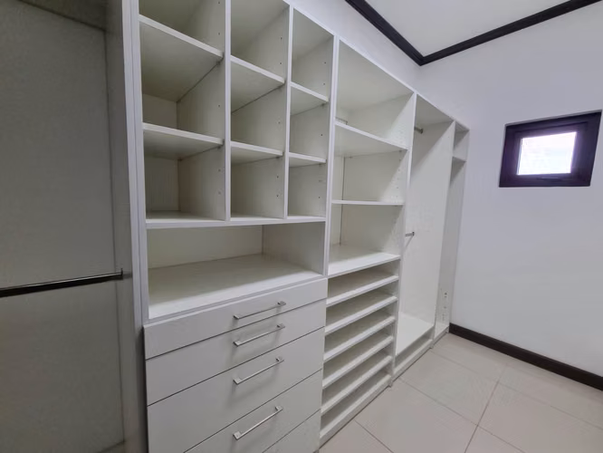 Venta Casa en Colinas de Montealegre, Tres Ríos - Lujo y Confort -