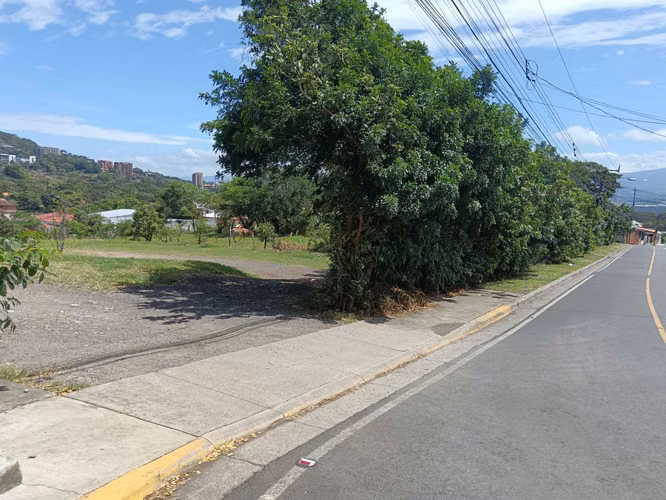 Se vende lote en el centro de Escazú, San José - Imagen 10