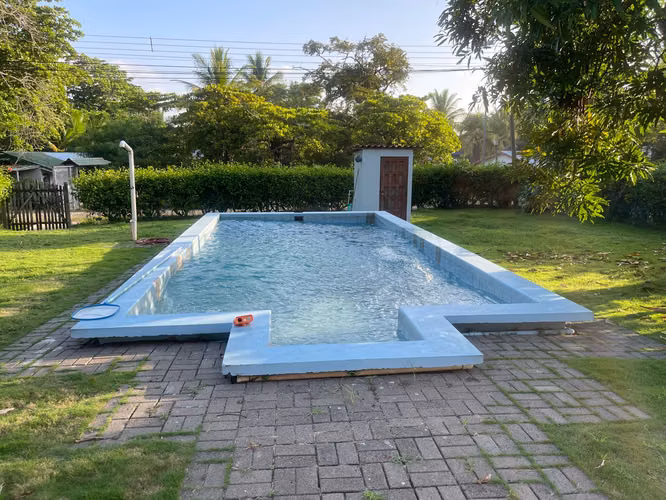 SE VENDE CASA DE PLAYA EN TIVIVES A 100M DE LA PLAYA - PUNTARENAS