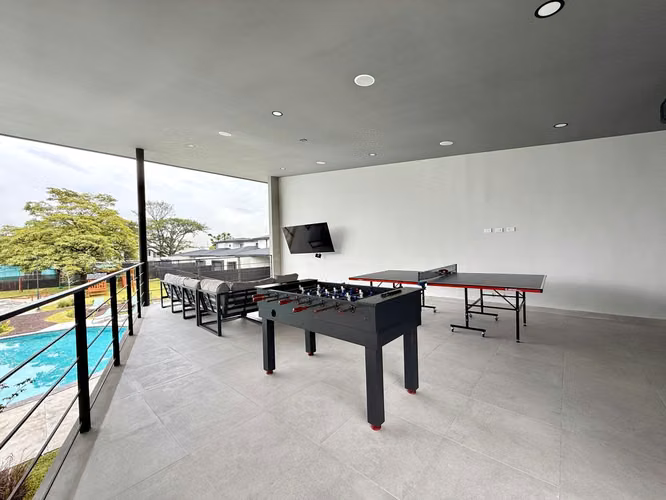 VENTA DE LOTE EN CONDOMINIO LATITUD LINDORA