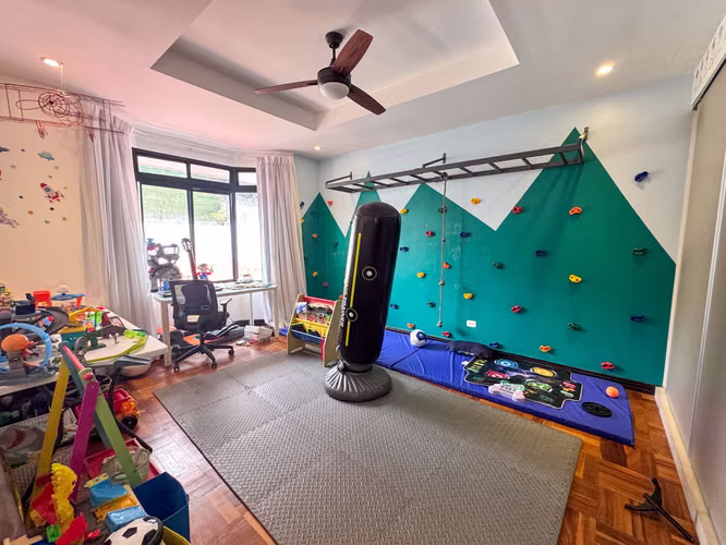 Casa independiente recién remodelada en Escazú - Imagen 16