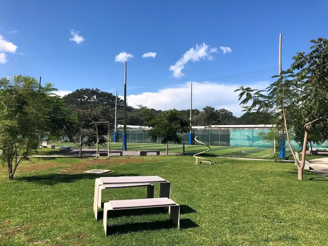 VENTA DE APARTAMENTO AMUEBLADO EN PARQUES DEL SOL - SANTA ANA
