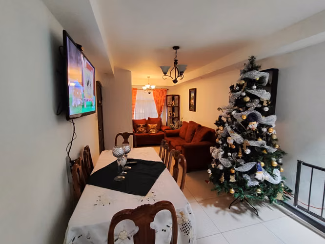 House with Apartment for Sale in San Sebastián