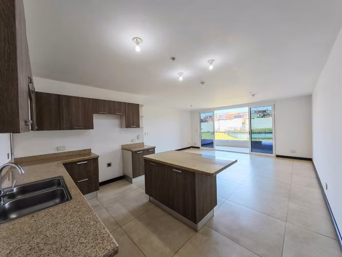 Venta de Apartamento en Torres de Velarde Heredia - Imagen 2