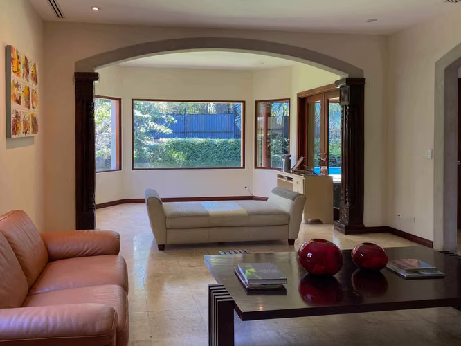 VENTA DE CASA MEDITERRANEA EN HACIENDA LINDORA, SANTA ANA - Imagen 6