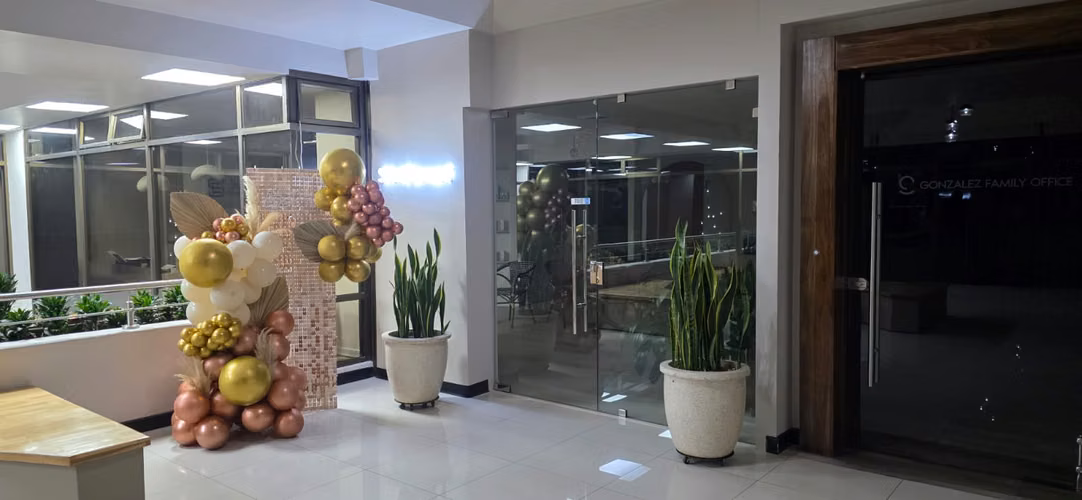 Venta de oficina 194,38m2 en La Sabana, para inversión en Oficentro La Sabana, con seguridad y parqueos. - Imagen 2