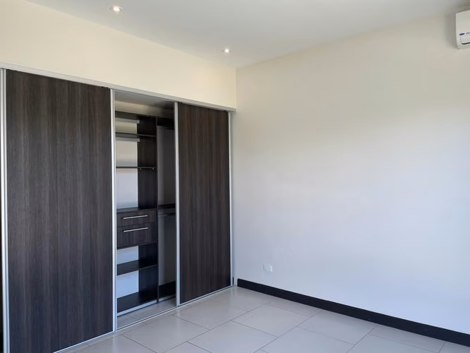 SE ALQUILA CASA DE 1 PLANTA EN CONDOMINIO EN LINDORA* - Imagen 8