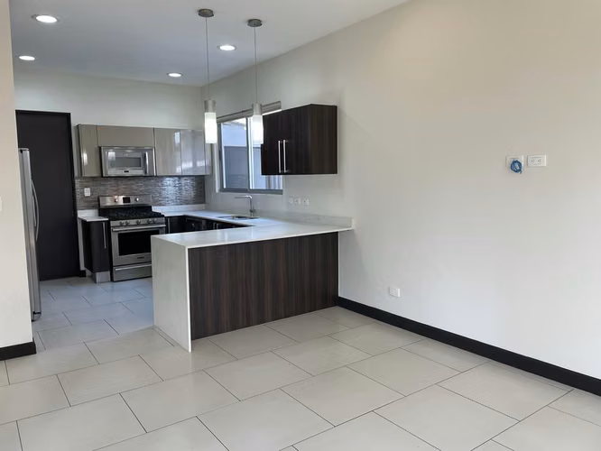 SE ALQUILA CASA DE 1 PLANTA EN CONDOMINIO EN LINDORA* - Imagen 6