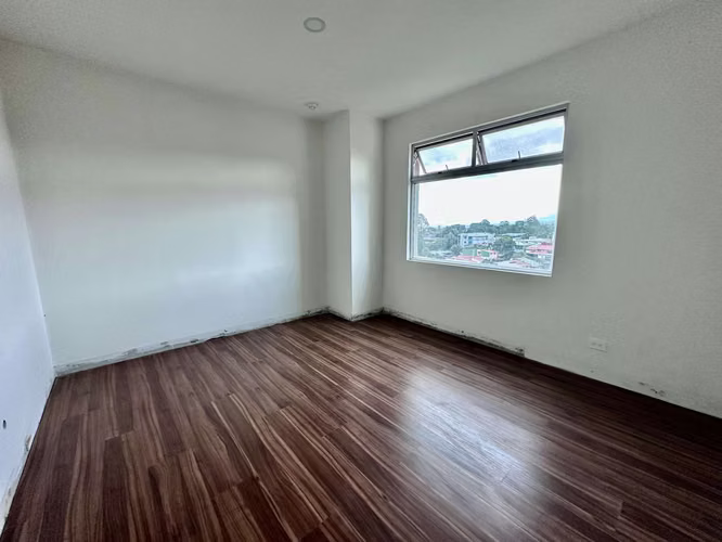 SE VENDE APARTAMENTO EN GRANADILLA, CURRIDABAT $260000