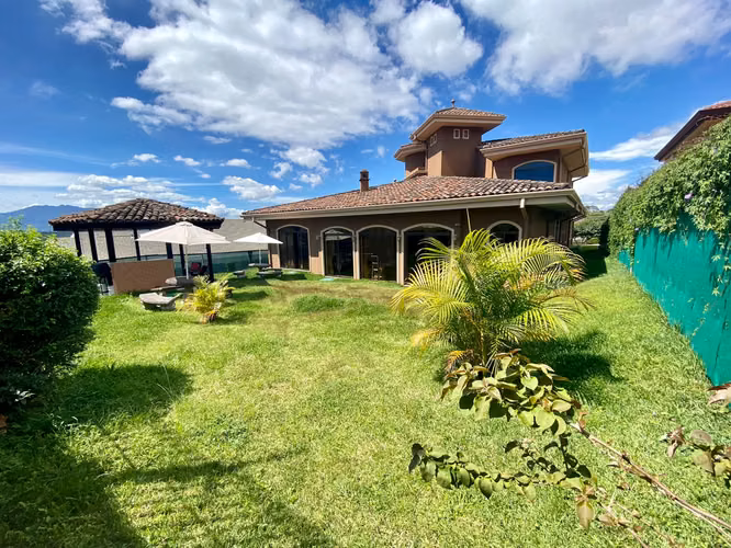 SR - Venta de casa Colinas Montealegre - ID 32232 - Imagen 3