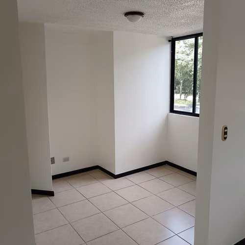 Apartamento 2 dormitorios 2 parqueos, Condominio Paso Real, Concasa