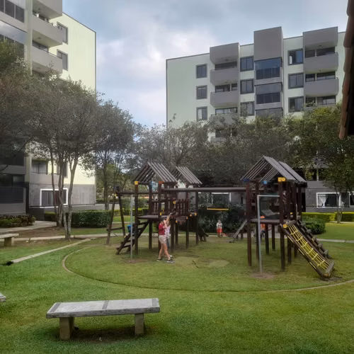 Apartamento 2 dormitorios 2 parqueos, Condominio Paso Real, Concasa