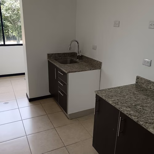 Apartamento 2 dormitorios 2 parqueos, Condominio Paso Real, Concasa