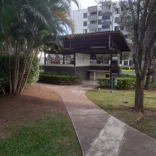 Apartamento 2 dormitorios 2 parqueos, Condominio Paso Real, Concasa