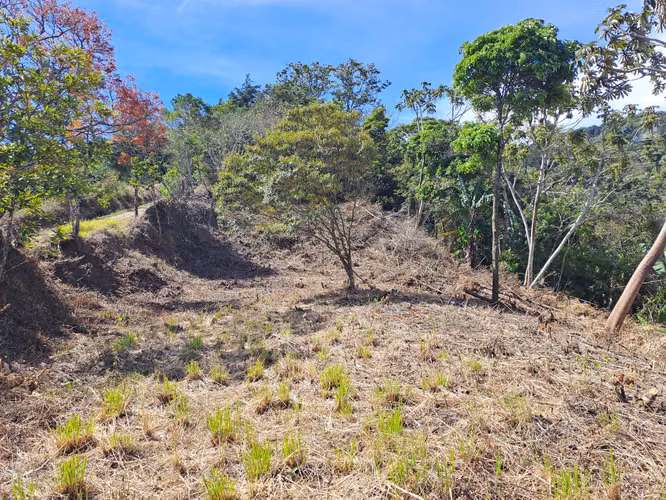 PRECIO DE OPORTUNIDAD!! Venta terreno con vistas al Valle Central
