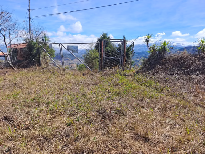 PRECIO DE OPORTUNIDAD!! Venta terreno con vistas al Valle Central