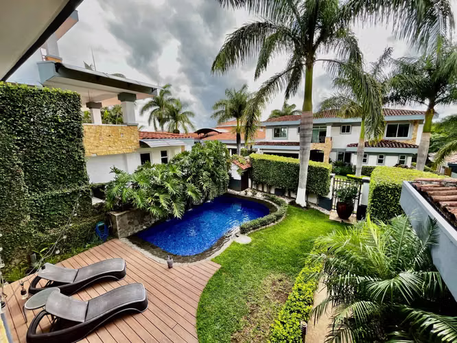 GUACHIPELIN ESCAZU! HERMOSA CASA  4 HAB + SERVICIO Y PISCINA PRIVADA