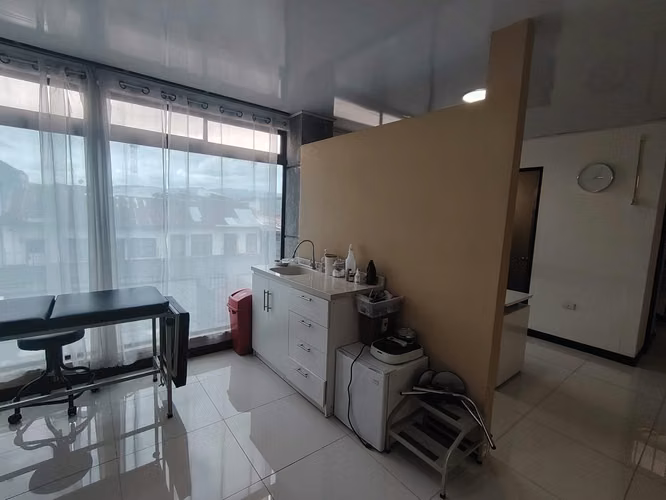 JV-Oficinas en alquiler Barrio Luján 25m2 ID # 40005
