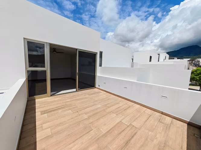 CASA EN ESCAZÚ, CONDOMINIO TERRALTA