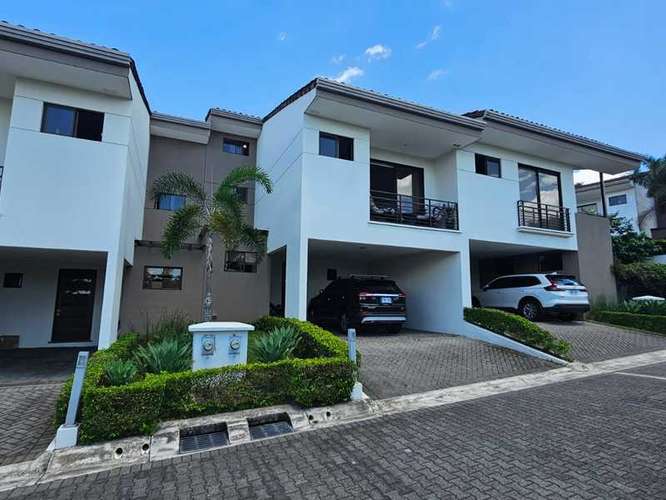 Se Vende  Casa 3 habitaciones + Mezanni, Bosques del Cafe, Guachipelin Escazu ID 24320 - Imagen 6