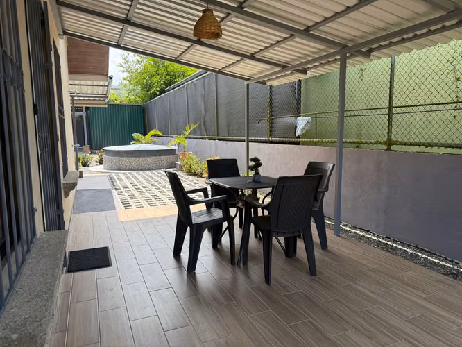 Venta de casa en Garabito, Jacó (MV)