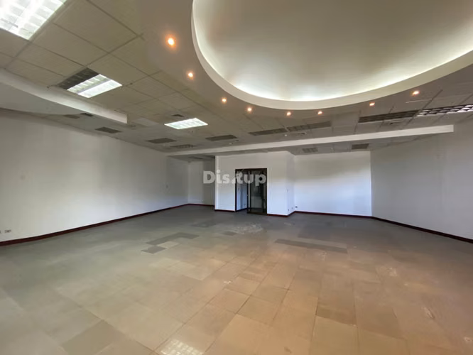 Alquiler de amplio Local en Terramall. Tres Ríos, La Unión.