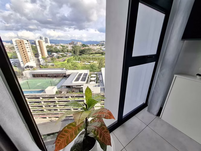 Alquiler Núcleo Sabana/ 1 hab / amueblado y equipado/ 1 parqueo/ piso alto con linda vista - Imagen 5