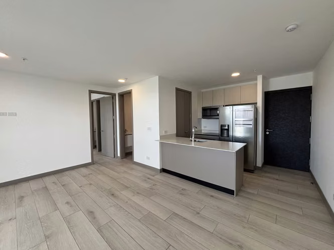 Apartamento Penthouse en Núcleo Sabana Sur amoblado