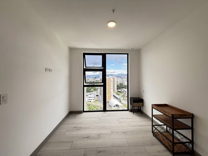 Apartamento Penthouse en Núcleo Sabana Sur amoblado