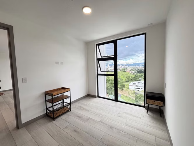 Apartamento Penthouse en Núcleo Sabana Sur amoblado