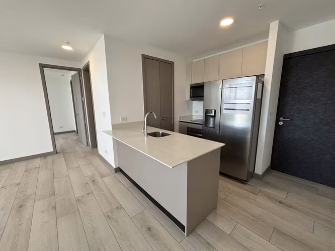 Apartamento Penthouse en Núcleo Sabana Sur amoblado